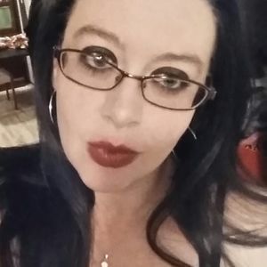 Meet your Posher, Kara